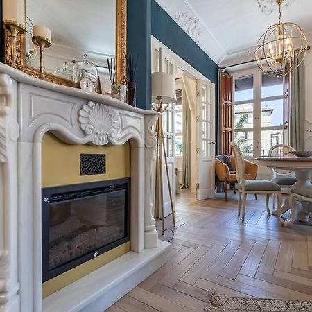 Ch Elvira Luxury Apartment グラナダ エクステリア 写真