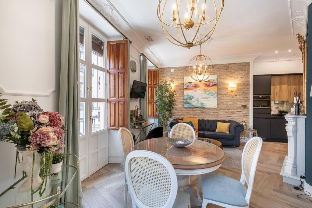 Ch Elvira Luxury Apartment グラナダ エクステリア 写真