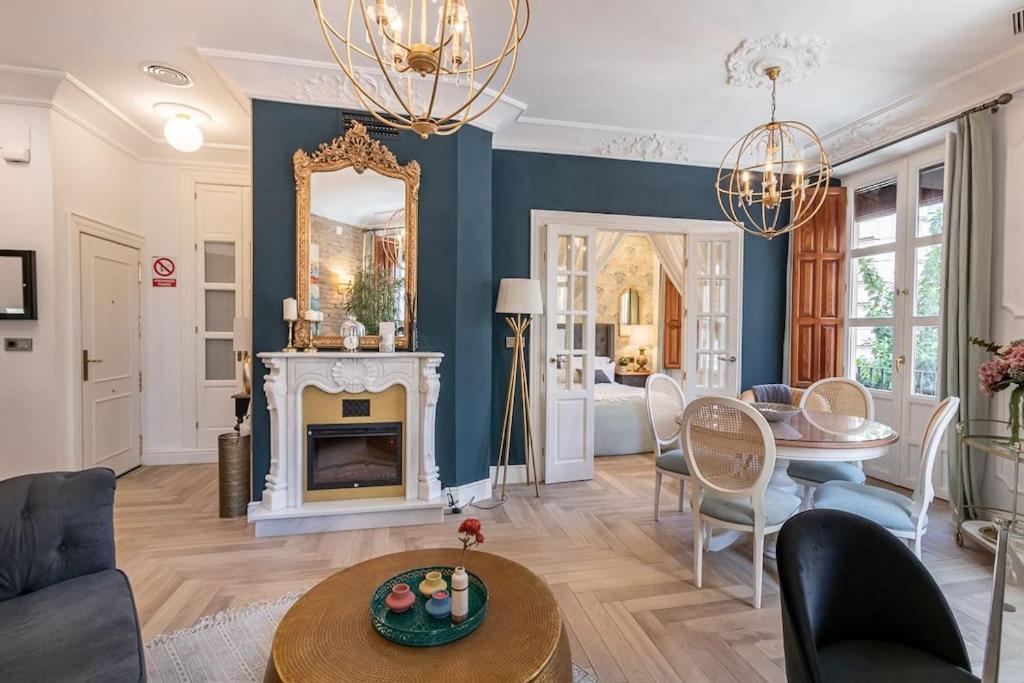 Ch Elvira Luxury Apartment グラナダ エクステリア 写真