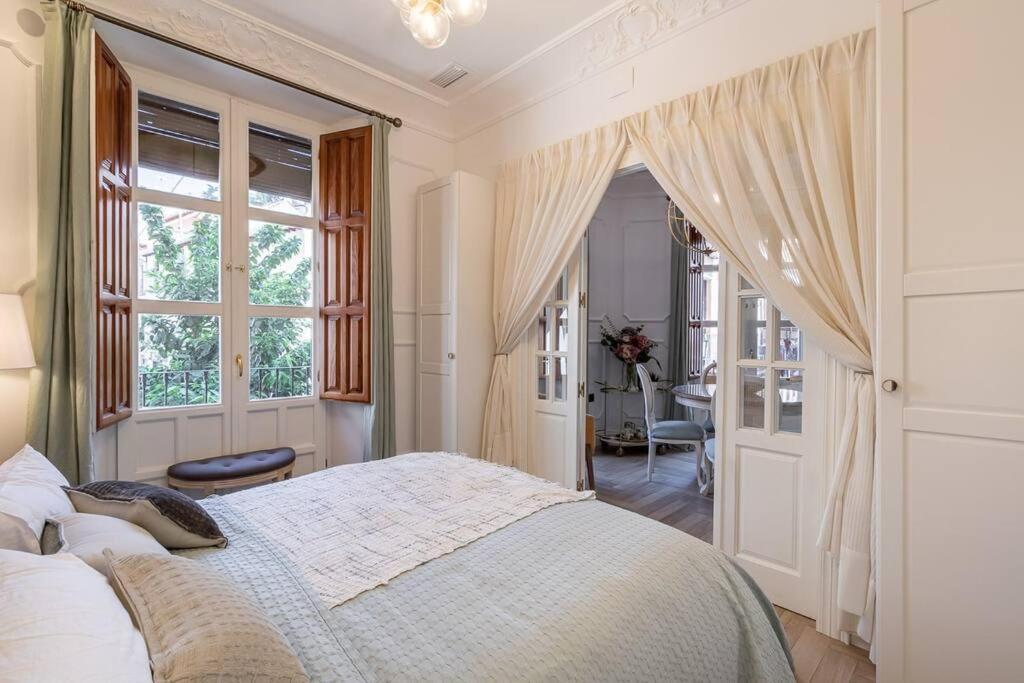 Ch Elvira Luxury Apartment グラナダ エクステリア 写真