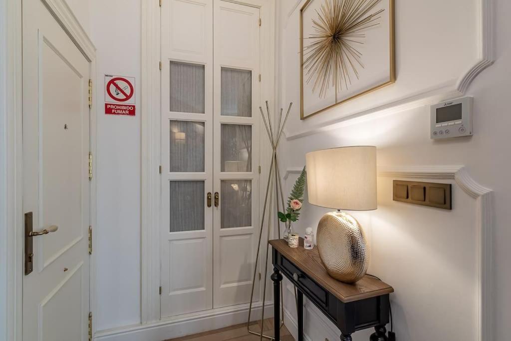 Ch Elvira Luxury Apartment グラナダ エクステリア 写真